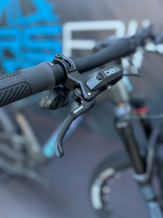 Scott spark Team carbon black