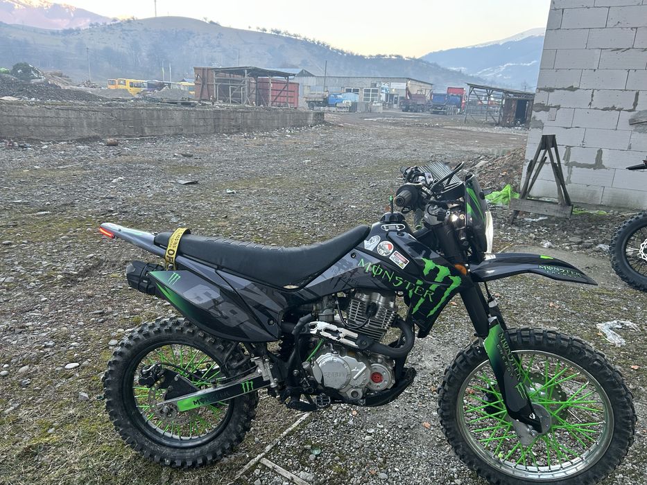 Продам спарта крос 200