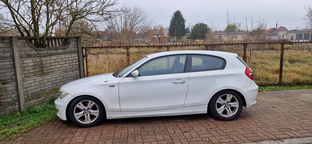 Sprzedam lub zamienię na zabytkowy motocykl.