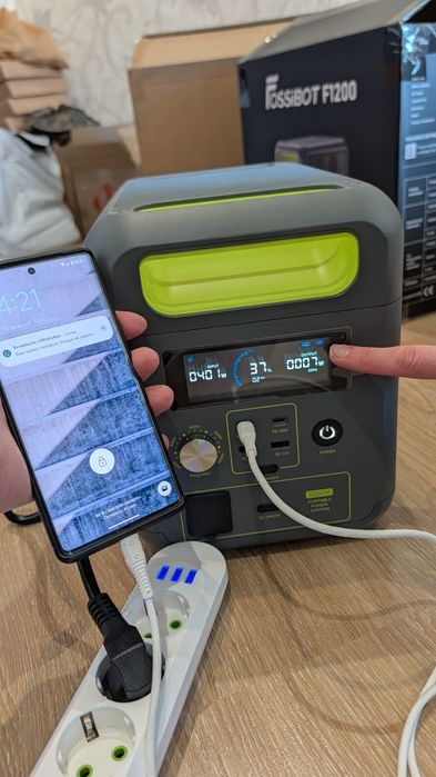 НОВА зарядна станція FOSSiBOT F1200. Євровиделка. Ємність 1024Вт\ч