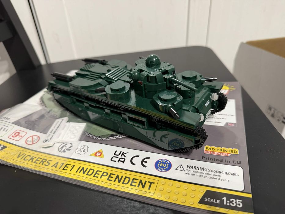 Cobi czołg Vickers A1E1 Independent (2990)