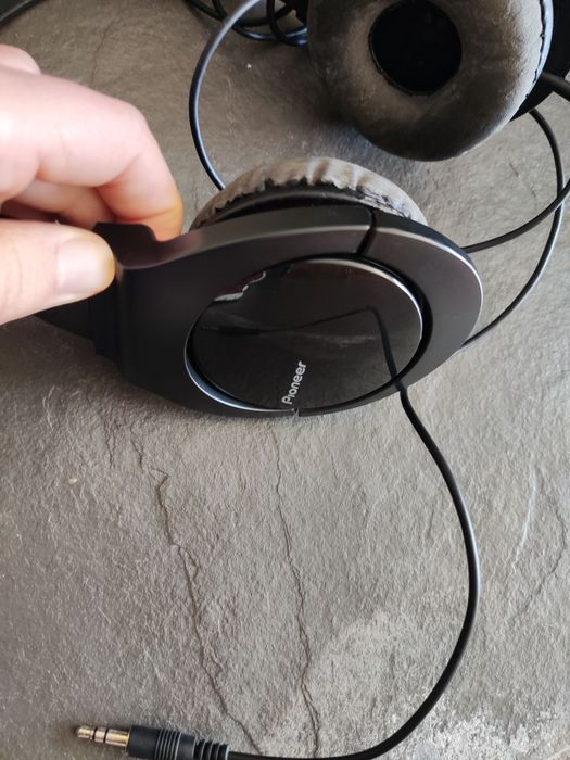 Headphones Pioneer