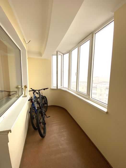 Власник Здам 1 к Срібнокільська 12, 5 хв метро Осокорки Позняки