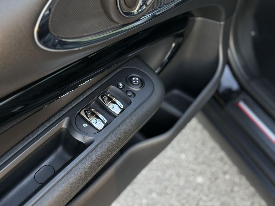 MINI Clubman John Cooper Works F54