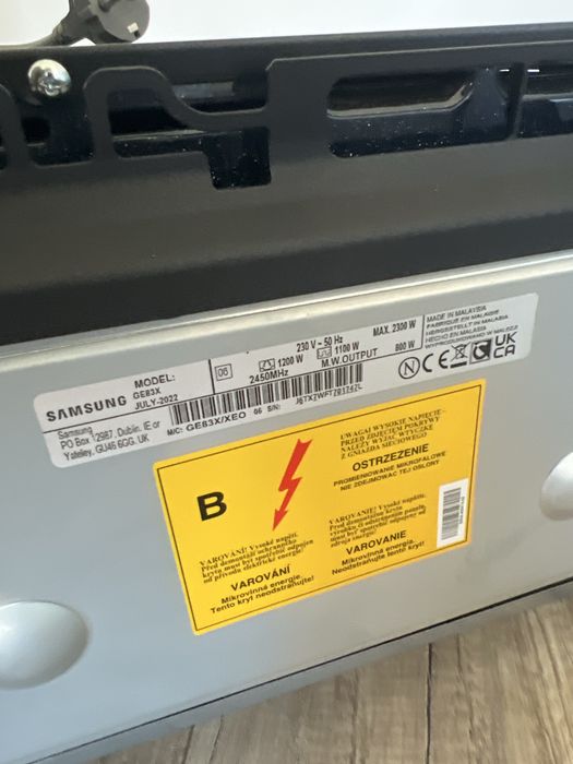 Mikrofalówka kuchenka mikrofalowa Samsung GE83X