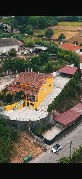 Moradia T3 + 2 com terreno