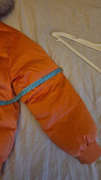 Куртки, пуховікі жіночі