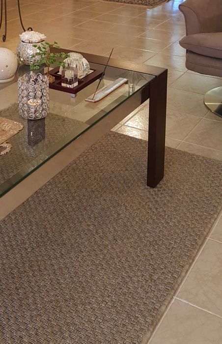 Tapete/Carpete cinza/prateada