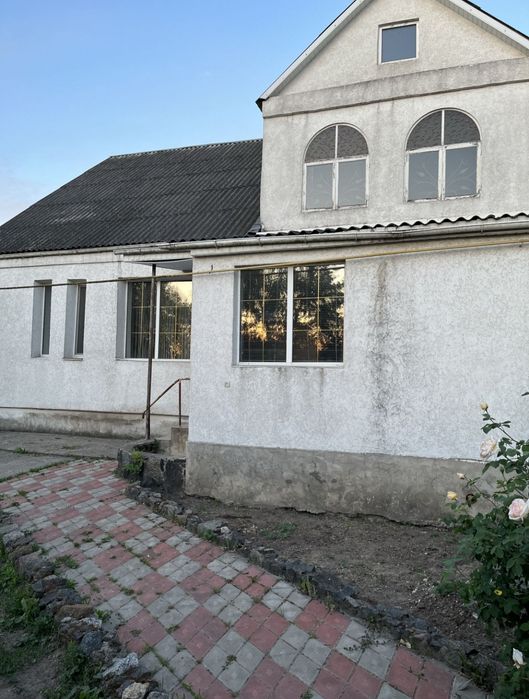 Продаж родинного маєтку в м.Малин
