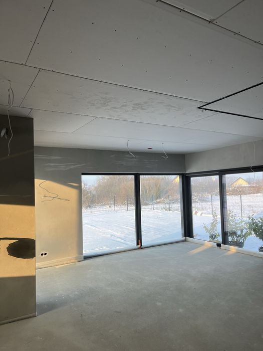 Tynki maszynowe, wykończenia wnetrz, ocieplanie elewacji