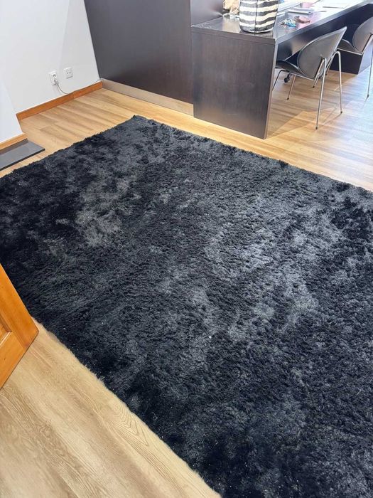 Conjunto de carpetes pretas