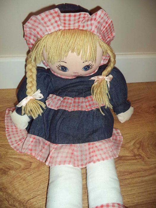 Boneca de pano para "arranjar"