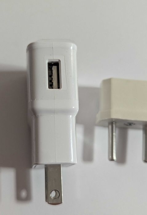 новий блочок зарядка 10w 5V 2A Samsung USB A