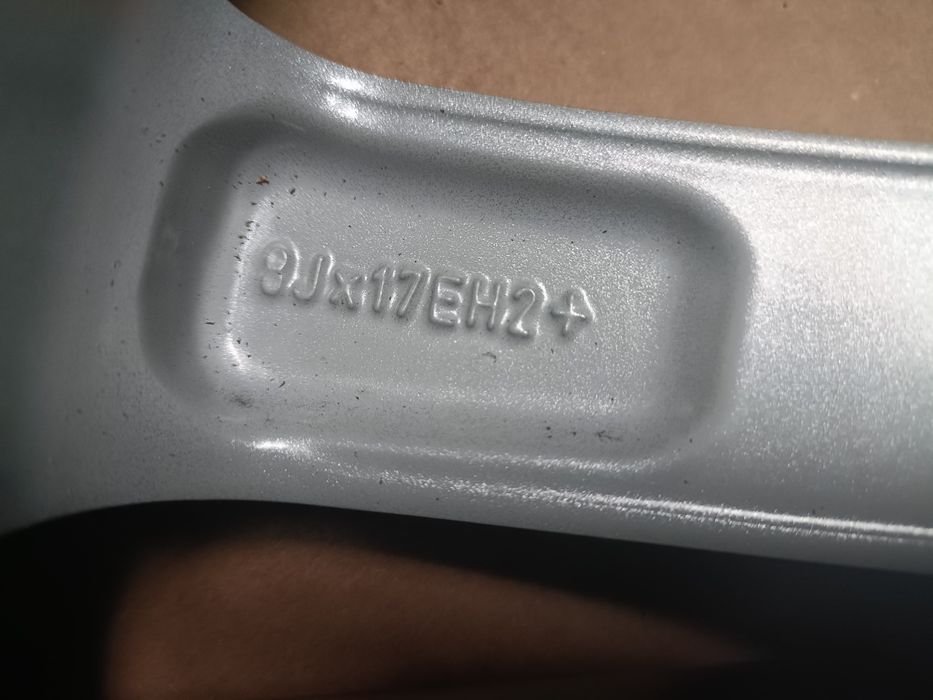 Alufelgi Felgi VW 17 cali 5x112 Passat Tiguan CC Touran T-Roc Caddy