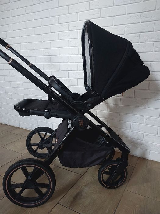 Piękny wózek.  Venicci 2w1 czarny WYSYŁAM