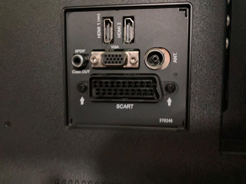 Televisão 73x43cm nova