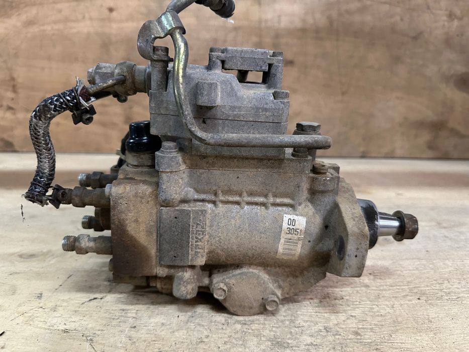 Bomba Injetora Mitsubishi L200 2.5 4D56 Bomba elétrica MR577077