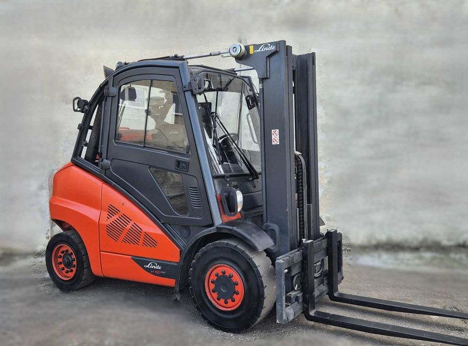 Linde H50  • maszt TRIPLEX z wolnym skokiem • kabina • przesuw boczny • niski wózek widłowy, możliwy leasing • zobacz FILM