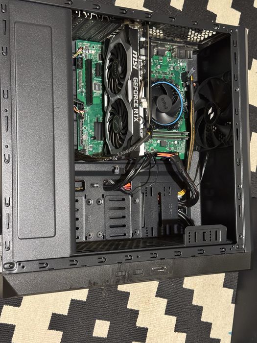 Computador Desktop i5/32/256/2060