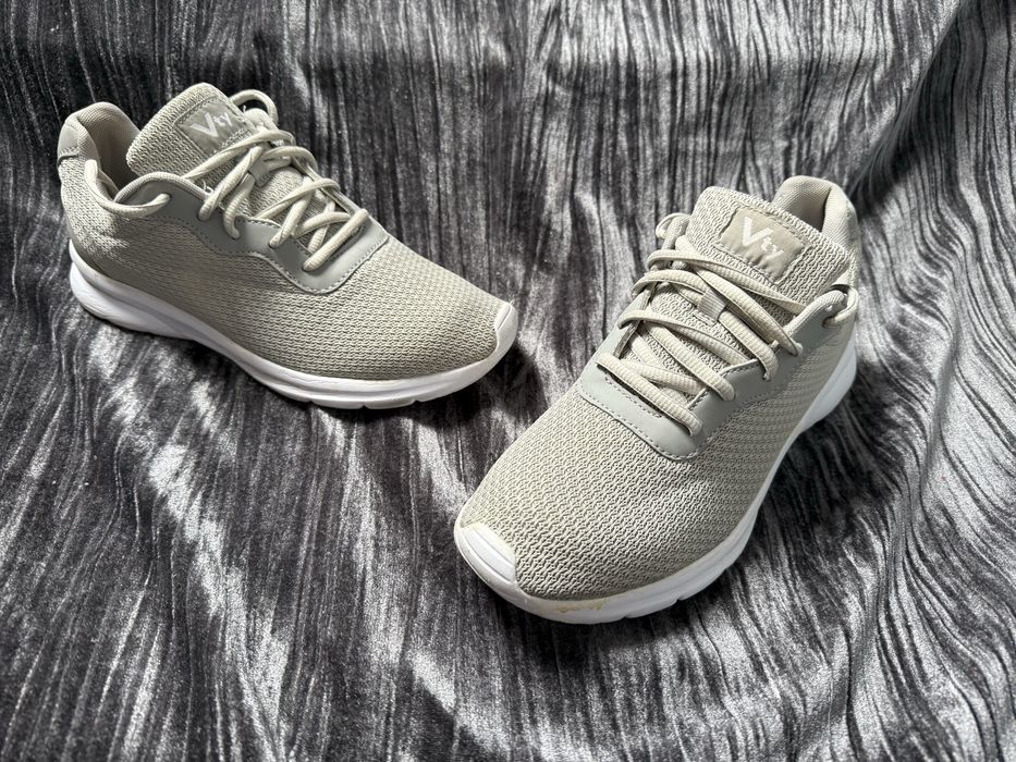 Buty sportowe Vty 42