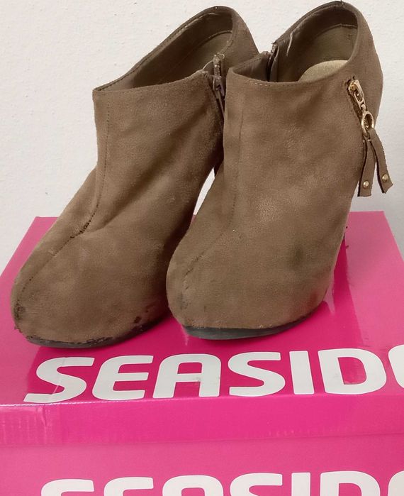 Sapatos e sandálias senhora, nº 38, cada par por 5€