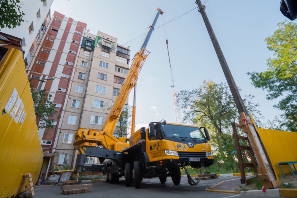 Демонтаж складу будинку дому, демонтаж бетону труби, демонтаж здания
