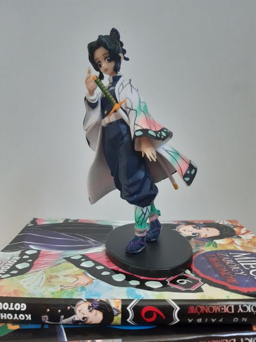 Figurka demon slayer shinobu