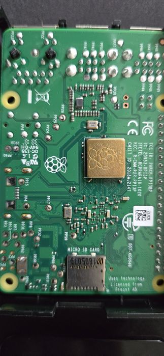Raspberry Pi 3B+,com caixa