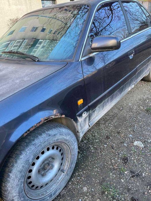 АУДІ А6  ,   2,6    1995р     АКП v6