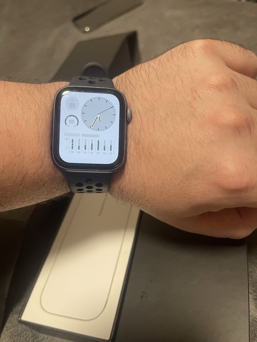 Apple watch 5 Nike