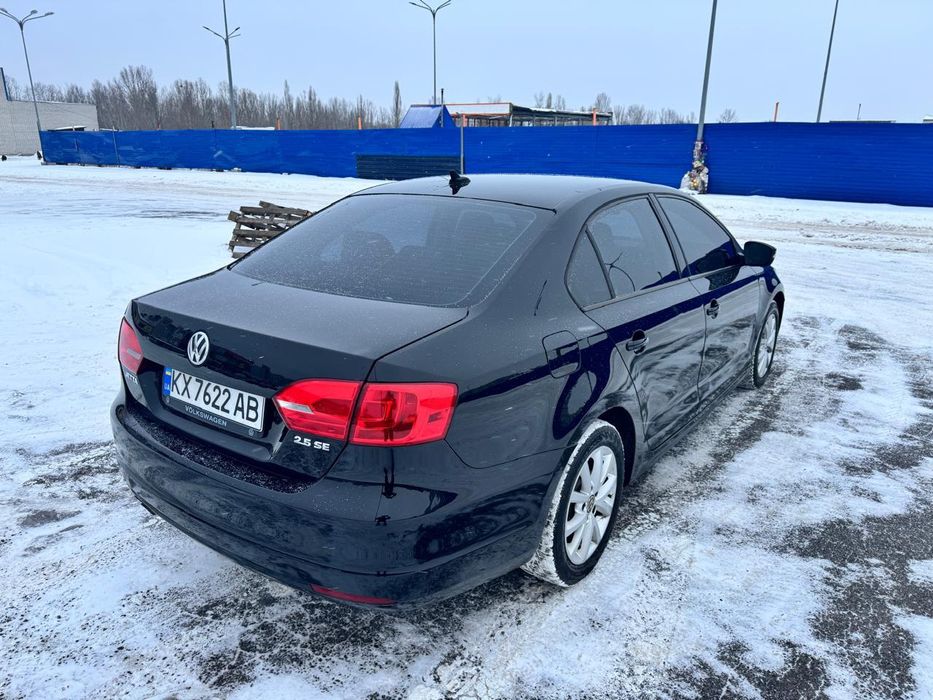 Продам автомобіль Volkswagen Jetta