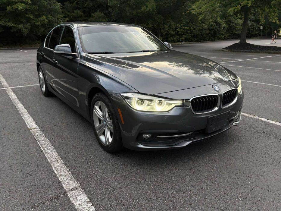 BMW 3 Series 330i      2017