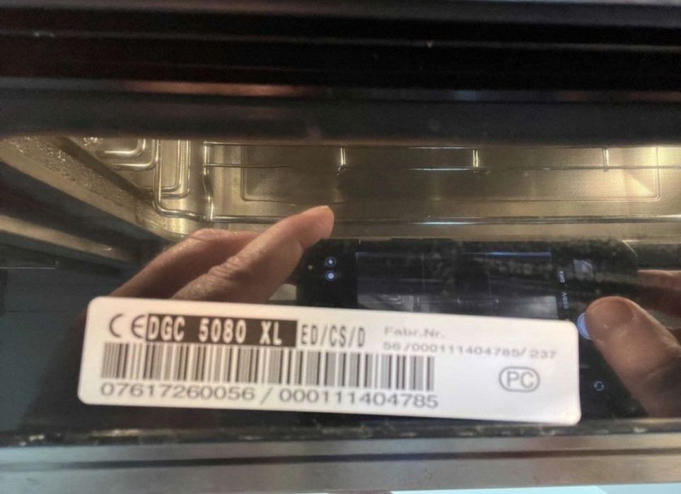 MIELE DGC 5080 XL piekarnik konwekcyjno parowy.