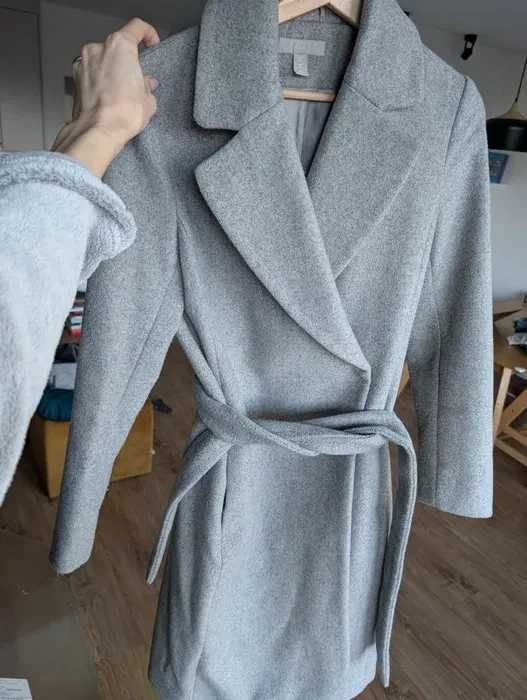 Płaszcz zimowy jasnoszary H&M r. S