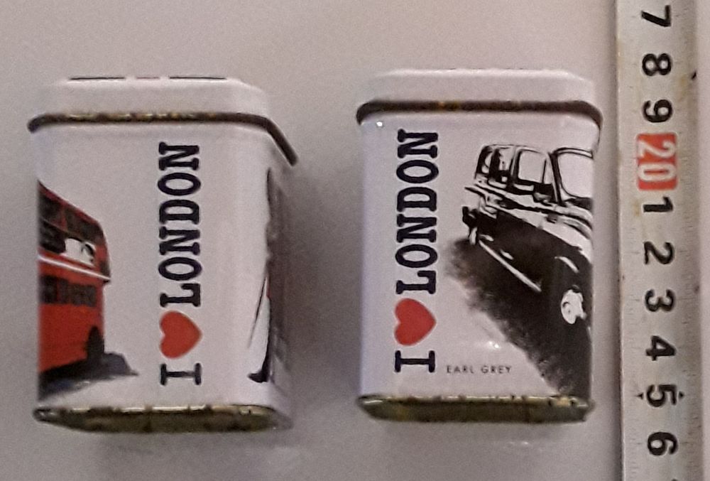 Latas de chá inglês (vazias) - I Love London, Ahmad tea