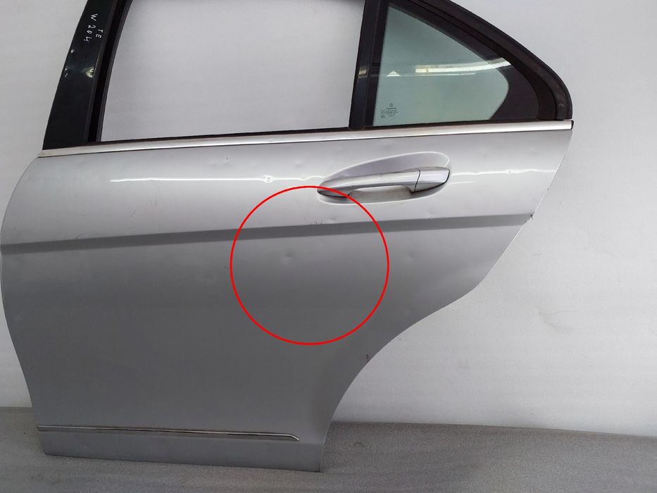 Porta trás esquerda MERCEDES-BENZ Classe C (W204)