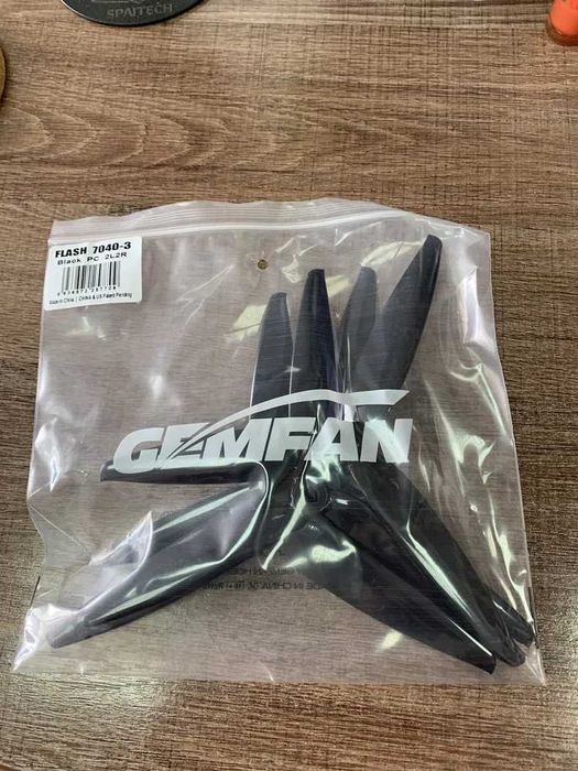 Пропелери Gemfan 7040 7x4x3 комплект 4 шт.