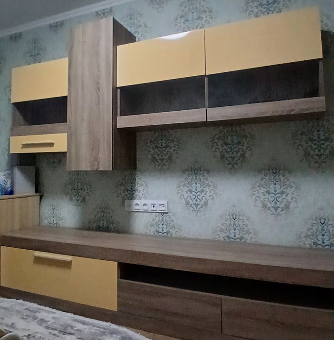 Стінка Токіо б/у