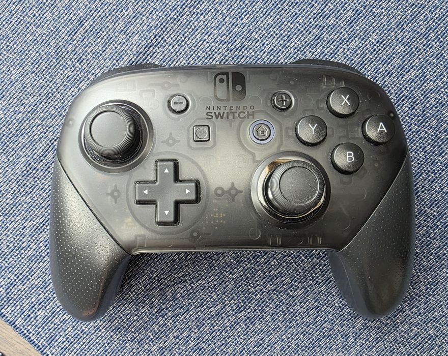 Nintendo Switch Pro Controller
