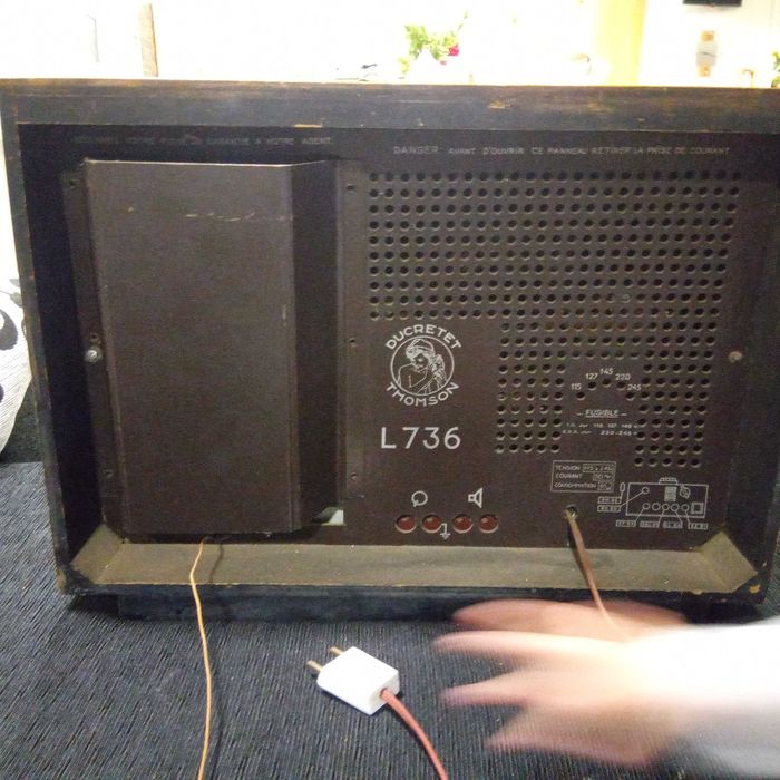Rádio antigo Thomson ducretet
