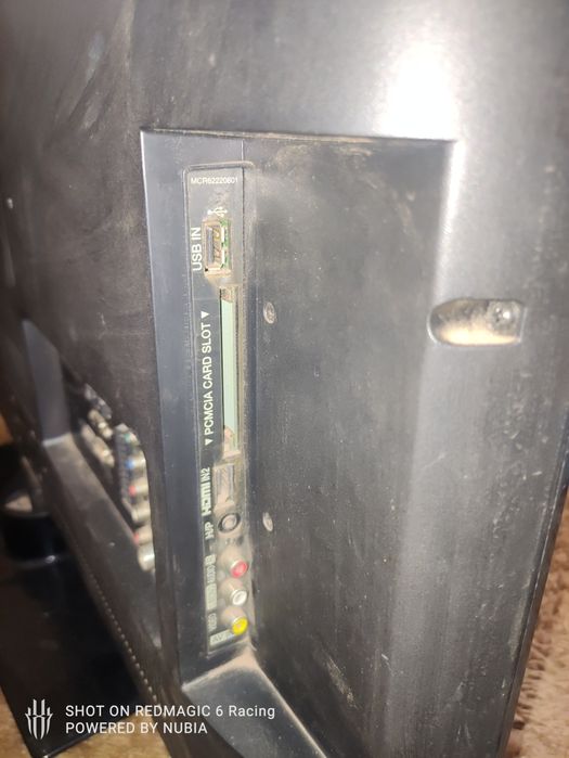 Продаю телевизор LG