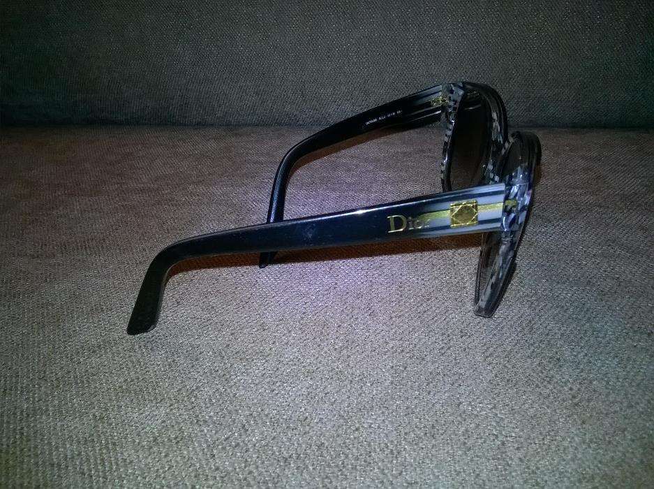 oculos de sol "Christian Dior"