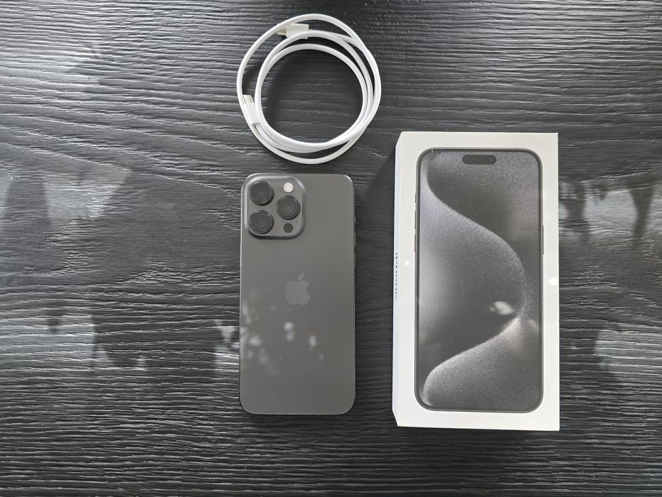 Apple iPhone 15 Pro Max 256GB Black Titanium