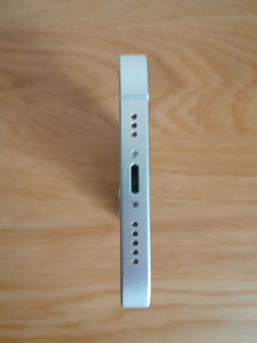 iPhone 13 starlight 128GB como novo + capa e cabo entrega em mão
