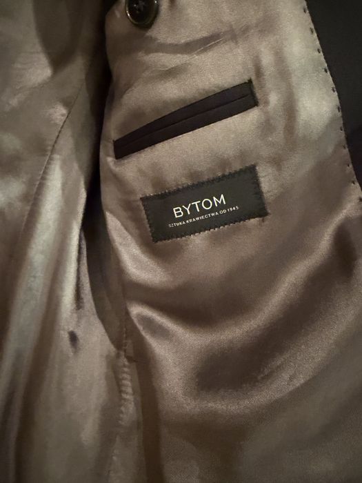 Garnitur męski Bytom 182/104/88