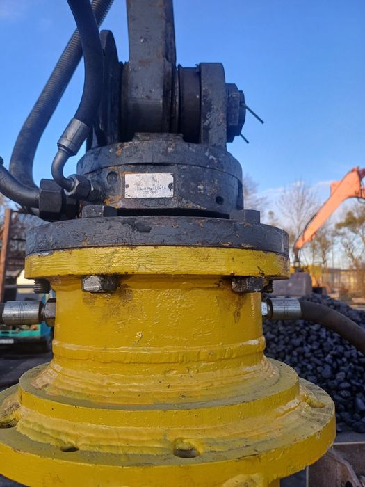 Chwytak do drewna , do koparki 25-30ton z rotatorem
