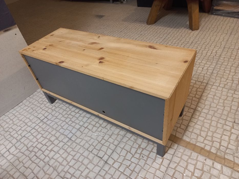 Movel de tv de madeira