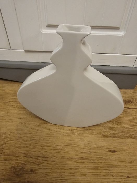 Sprzedam wazon, dzbanek.