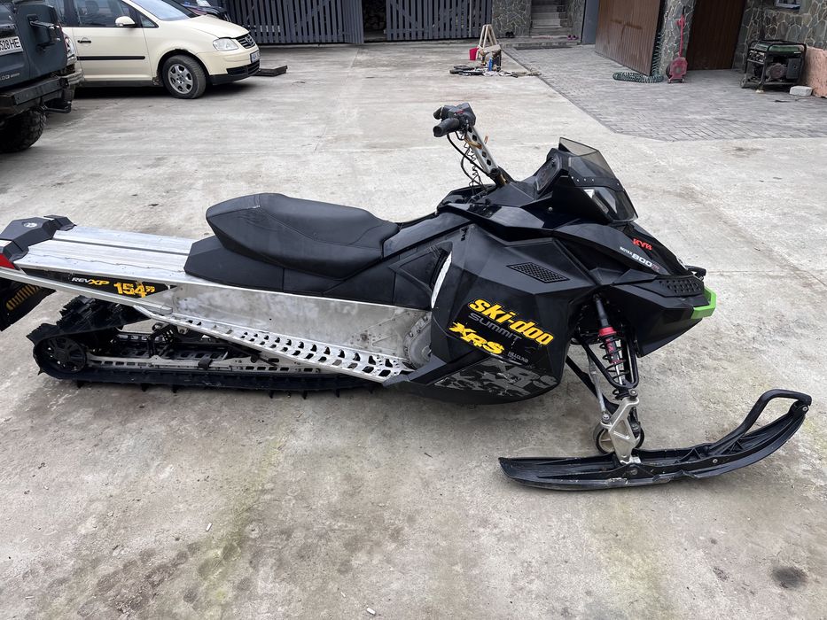 Продам снігоход BRP