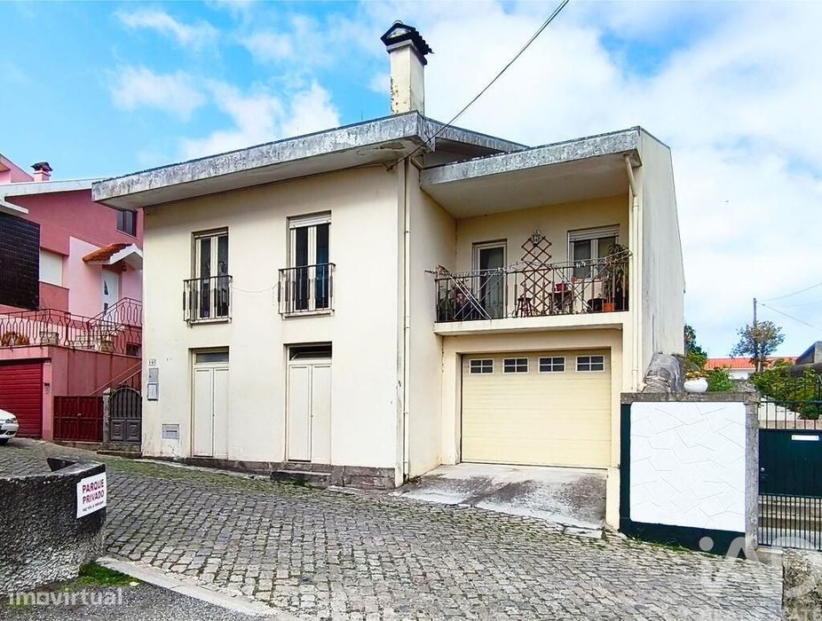 Casa / Villa T3 em Darque de 234,00 m2